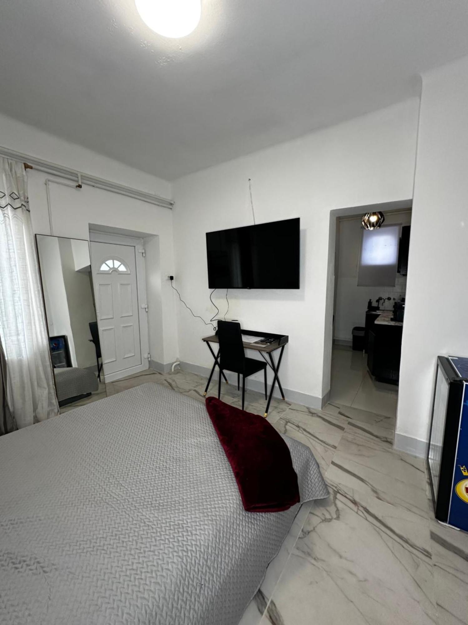 Bed & Breakfast Airport17 Vecses